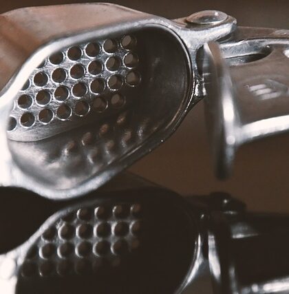 Krydderiindsats og serveringsbestik: Hvordan de kan forvandle din madoplevelse