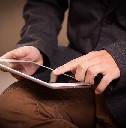 Bekæmp øjenbelastning: De bedste skærmmetoder til at reducere blåt lys