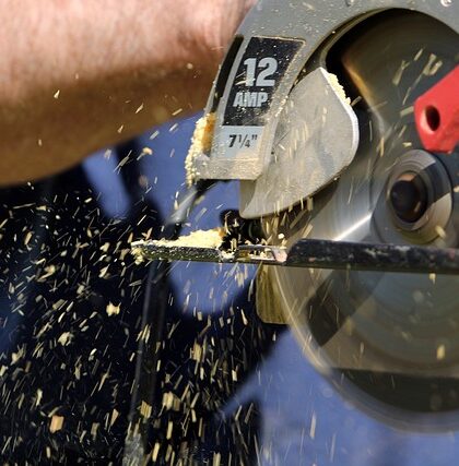 Håndsav eller el-sav - hvad er bedst til din opgave?