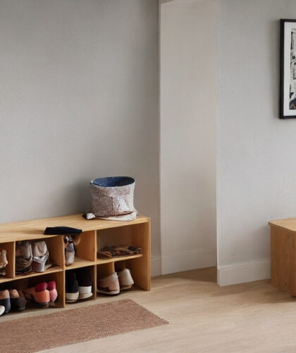 Spar tid og stress med en praktisk skobænk, der holder styr på dine sko